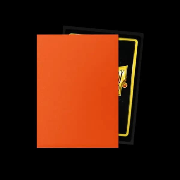 Detaliu interior negru mat și artwork Alaric Revolution Kindler pentru protecții Dragon Shield
